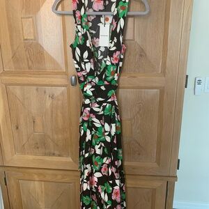 Floral Sleeveless Maxi Dress
